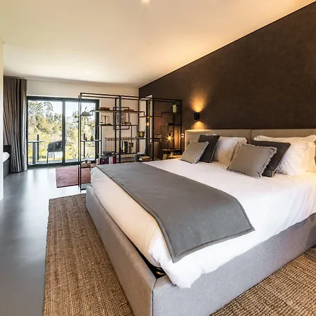 Granja Da Cabrita Bed & Breakfast 4*